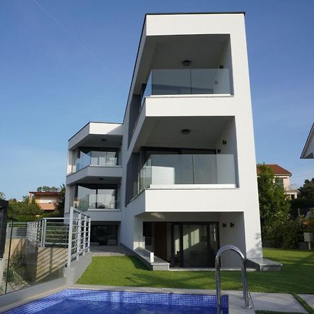 Villa Mirno More Apartments มาลินสกา ภายนอก รูปภาพ