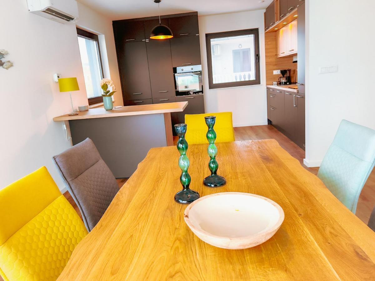 Villa Mirno More Apartments มาลินสกา ภายนอก รูปภาพ