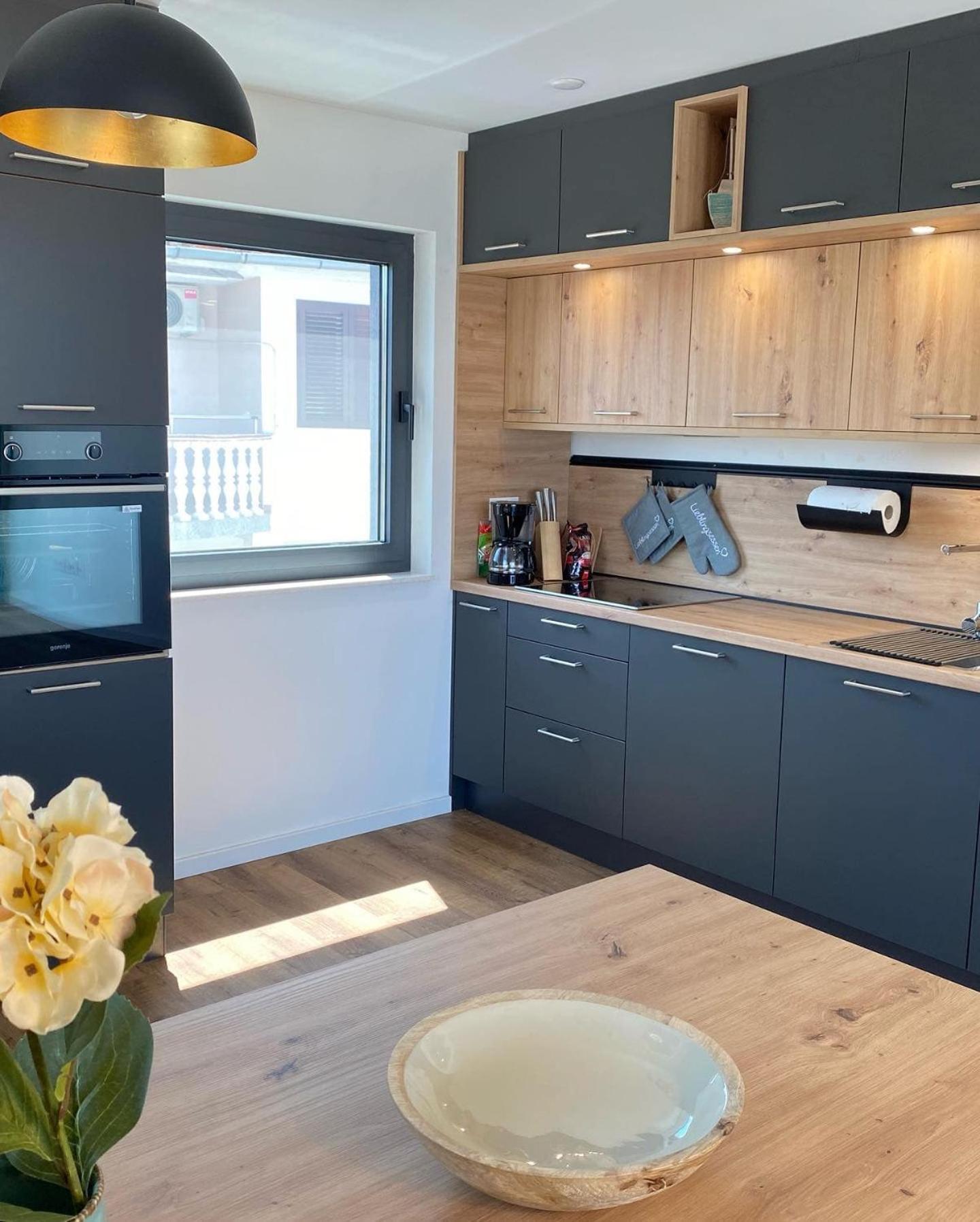 Villa Mirno More Apartments มาลินสกา ภายนอก รูปภาพ