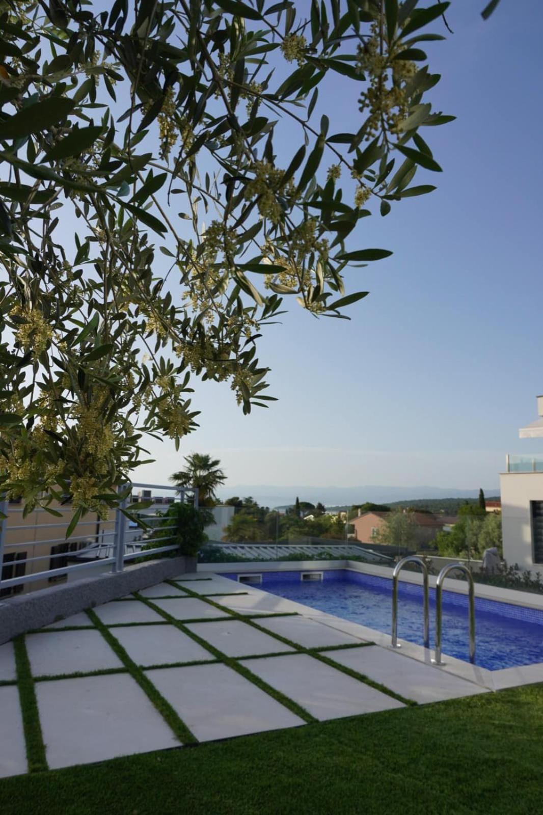 Villa Mirno More Apartments มาลินสกา ภายนอก รูปภาพ