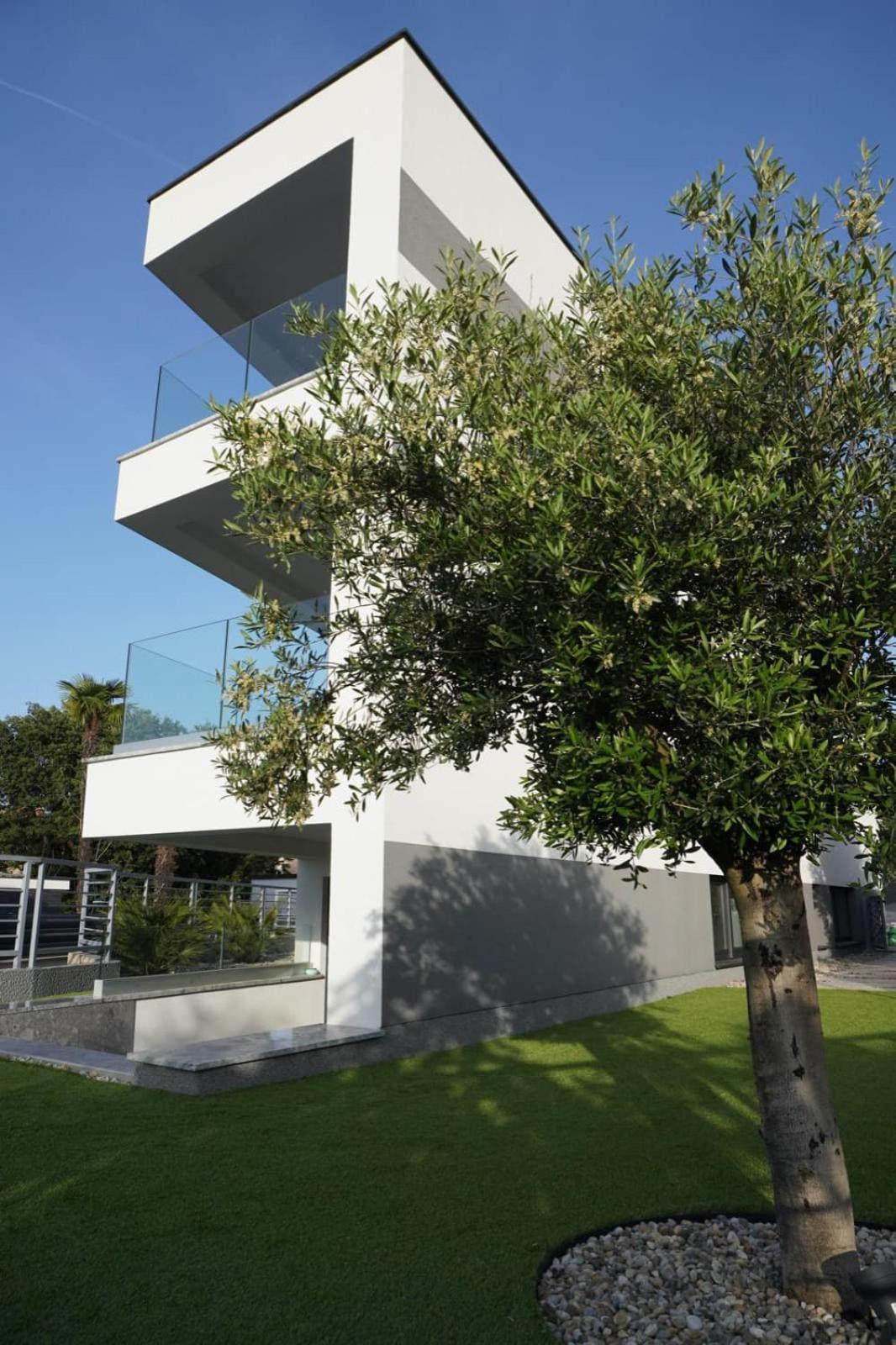 Villa Mirno More Apartments มาลินสกา ภายนอก รูปภาพ